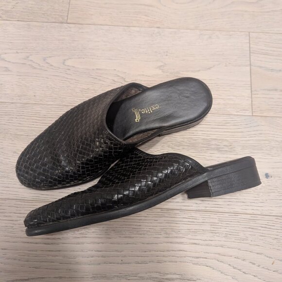 Black Leather Woven Mules Size 7.5 - Picture 2 of 3